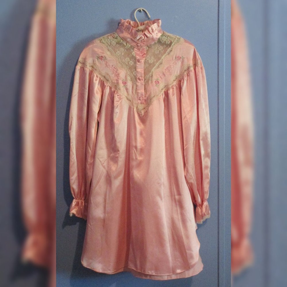 Amanda Payne Sz L Baby Pink Nightgown
